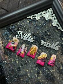 Bộ 10 móng tay giả acrylic ngắn phủ kín toàn bộ, màu hồng đậm, nhuộm tie-dye hồng đậm, chấm bi đen vẽ tay, thiên thần vàng 3D, dây xích, mũi tên đôi và phụ kiện móng tay hình ngôi sao vuông, phong cách punk ngọt ngào và cá tính, phong cách Y2K. Bộ dụng cụ làm móng acrylic phù hợp cho phụ nữ và bé gái sử dụng trong các bữa tiệc theo chủ đề, lễ hội, hàng ngày, tụ họp và nghi lễ (bao gồm: một miếng keo dán và một miếng dán ma sát). - Màu Hồng Tươi - Xem 7