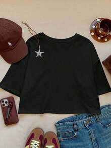 Off-The-Shoulder Cropped T-Shirt - Black - View 4