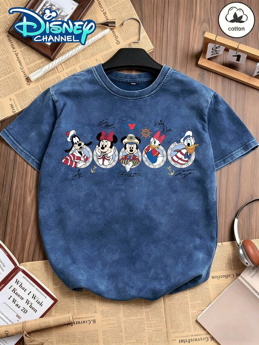 Disney Official Authorization | Women's & Men's 100% Washed Cotton Vintage Short-Sleeve T-Shirt. Printed With Disney Cruise-Themed Graphics Featuring Goofy, Minnie Mouse, Mickey Mouse, Daisy Duck And Donald Duck. Crafted In A Unisex Loose Fit, It Suits Disney Fans Of All Ages And Is An Ideal Pick For Vacations, Outings And Daily Casual Wear. - Màu xanh lam - Xem 1