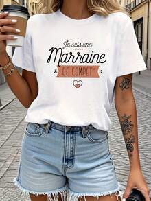 Je Suis Une Marraine De Compet' T-shirt con estampado de carta | Short Sve Crew Neck Casual Top para primavera/verano, ropa de mujer con alfabeto y elementos de corazón - Blanco - Ver 2