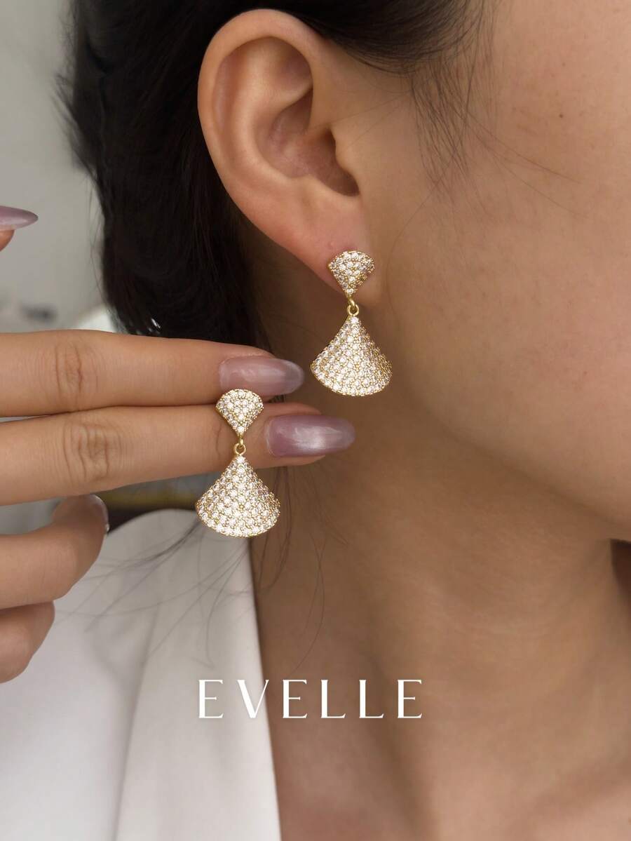 Gold Earrings, Classic Round And Cubic Zirconia Decorated Women's Necklace And Earrings Jewelry Set, Layerable, Suitable For Women's Daily Wear, Can Be Given As A Gift To Girlfriend, Friend, Bridesmaid, Birthday Party, Mother's Day - Gold - View 1