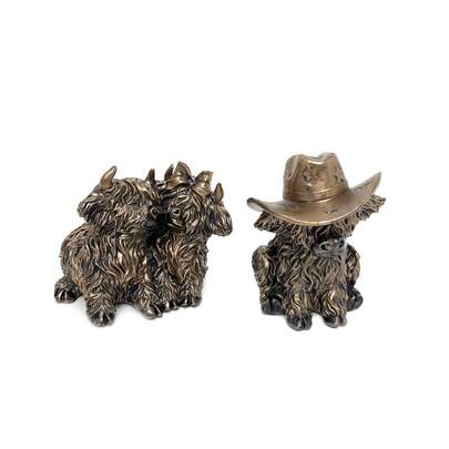 1pc New Resin Highland Cow Figurine, Scottish Cattle Decor, Holiday Atmosphere Home Decoration Craft