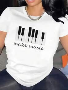 A T-Shirt With A Ke Motif, Perfect For Music Enthusiasts. It's Durable And Comfortable, Making It Suitable For Home, The Office, Or The Studio. This Graphic Tee Is Ideal For Everyday Wear, Made From Soft, Lightweight Fabric. - 白色 - 查看 1