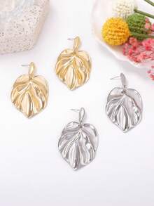 1 Đôi bông tai dáng lá bằng hợp kim sang trọng, thanh lịch, tối giản, đa năng dành cho nữ - Bông tai hình lá phóng đại - Xem 2