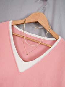 Top de punto 2 en 1 con cuello en V rosa, suéter de punto de manga corta tipo murciélago de longitud regular, adecuado para mujeres de talla grande, conjunto de primavera y verano con elasticidad media - Rosa - Ver 4