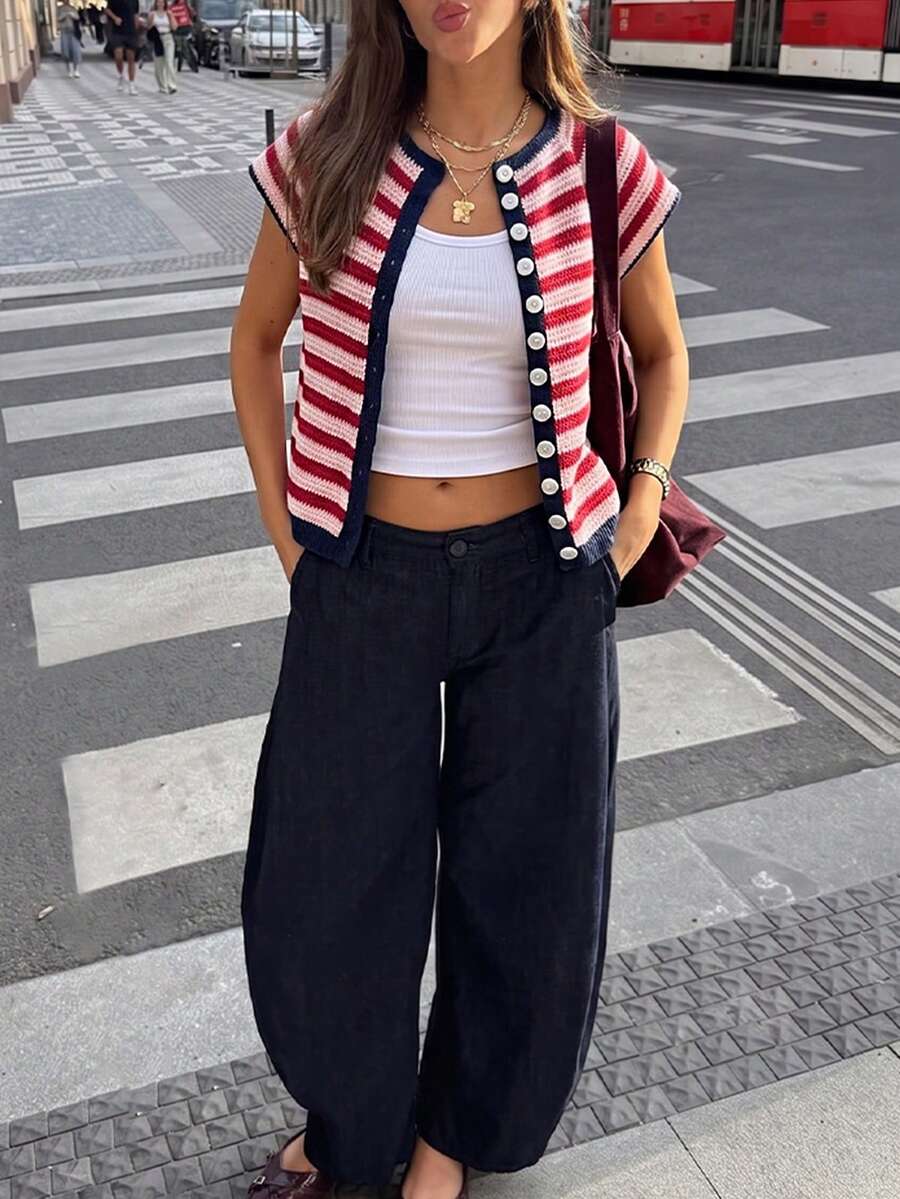 Áo khoác cardigan nữ kiểu retro kẻ sọc, tay ngắn, lý tưởng cho kỳ nghỉ hè, trang phục công sở, trang phục ngày Quốc khánh. Màu đỏ.
