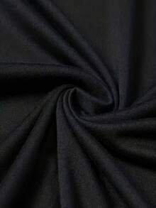 Camiseta con estampado de un gato negro súper lindo con gorro navideño - Tela cómoda, ojos amarillos sosteniendo una taza en forma de corazón - Regalo navideño ideal para el espíritu festivo, estilo casual para el día a día, camiseta unisex de manga corta para verano. Camisetas gráficas de verano para mujer - Camiseta casual estampada para mujer, manga corta y cuello redondo, moda urbana local de primavera/verano. - Negro - Ver 6