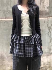 韩式简约休闲轻薄开衫，百搭纯色前襟纽扣设计，适合日常、上学、居家穿着，春秋季皆宜。 - 黑色 - 查看 4
