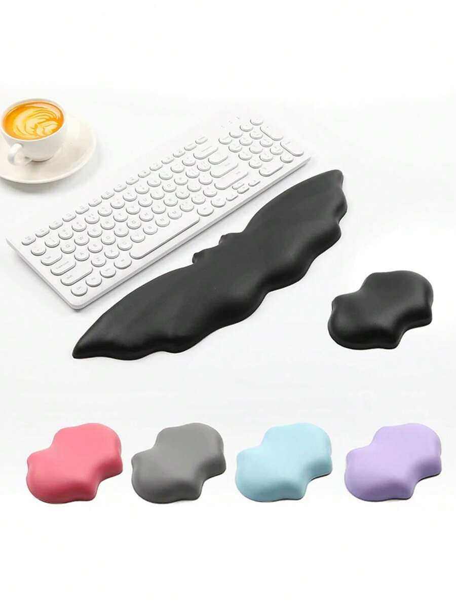 1 Set Of Bat-Shaped Pu Leather Keyboard Wrist Rest+Mouse Wrist Rest With Non-Slip Silicone Bottom Material Soft And Comfortable Skin-Friendly Hand Support Pad Can Relieve Hand Fatigue. It Is Suitable For Office Desktop Computer/Notebook Work Assistant/Desktop Decoration High-Grade Wrist Rest (Black)