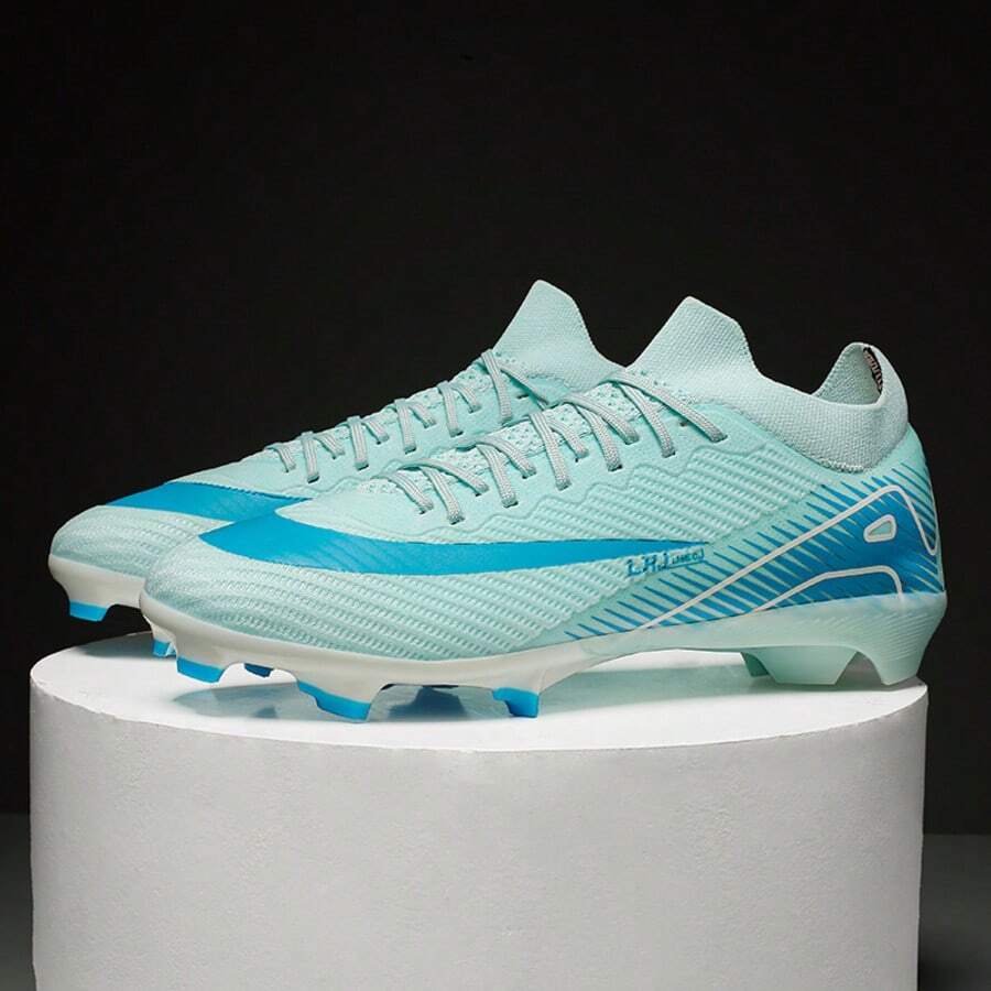 New Football Shoes For Student Competition Training, Low-Top Design, Long Studs Wear-Resistant & Anti-Slip, Suitable For Teens And Adults Unisex - Moonlight - View 1