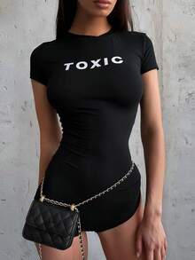 Mono de moda con estampado de letras de melocotón de moda para mujer, mono ceñido y cuello redondo, Mini mangas ajustadas, Casual y sencillo - Negro - Ver 2