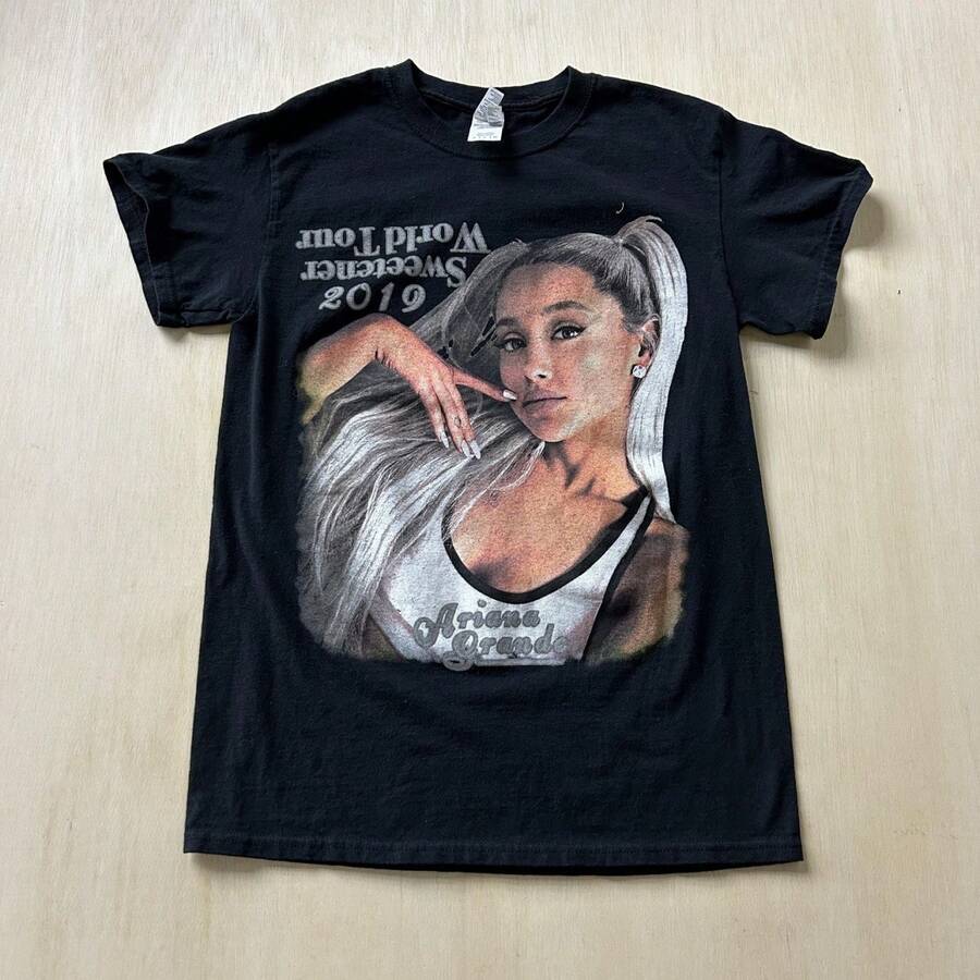 ArianaGrande Sweetener World Tour Commemorative Unisex Pure Cotton T-Shirt - màu đen - Xem 1