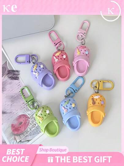 Bộ 6 móc khóa mini bằng nhựa nhiều màu sắc dễ thương, sáng tạo, thích hợp làm quà tặng cho balo của cả nam và nữ.