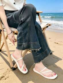 Sandal bệt nữ, sandal nữ thời trang thanh lịch mới, dép mùa hè, giày nữ trắng tối giản, sandal trang trí vòng vàng, sandal nữ, đa năng mềm mại và thoải mái, sandal nữ, sandal bệt thường ngày mùa hè, ngoài trời, mua sắm, du lịch, bãi biển, giày bệt nữ xỏ chân, trắng, dép nữ, sandal nữ mùa hè, dép nhẹ, dép nhựa, giày, sandal bãi biển, sandal, bãi biển, mùa hè, giày nữ, dép - trắng - Xem 7