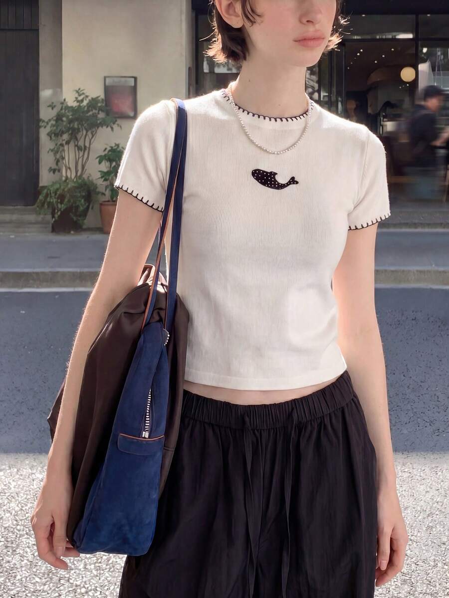 女士休闲简约正面图案圆领短袖针织上衣，夏季 - 米白 - 查看 1