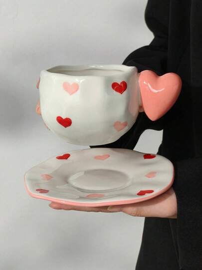 Cabin Kangaroo Bộ 1 tách cà phê gốm hình trái tim dễ thương kèm đĩa lót, tách trà thủ công họa tiết dâu tây bất đối xứng, tách sữa thẩm mỹ đáng yêu phù hợp cho cà phê latte, bữa sáng, quà tặng cho bạn gái, đồ dùng nhà bếp.