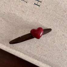 1pc Vintage Chocolate Red Heart Shaped Hair Clip, French Style Side & Bangs Hair Clip, Sweet Retro High-End Versatile Hair Accessory For Women Claw Clips Hair Claws Hair Barrettes, School Stuff, New Years, Hair Accessories, Head Accessories, Hairpin - màu nâu - Xem 1
