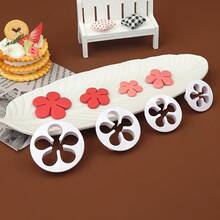4pcs Plum Blossom Shaped Baking Molds, Cake Decorating Baking Tools, Kitchen Supplies - White - View 9