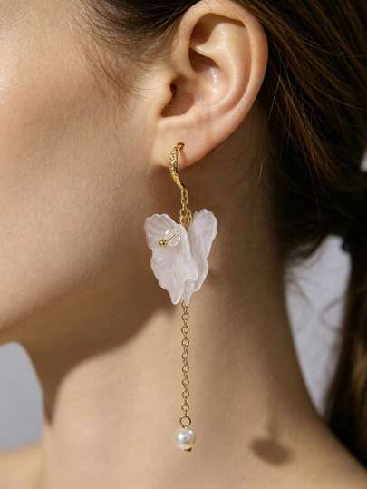 1 par de pendientes de moda minimalistas con hoja de resina mate y cadena de metal, adecuados para novia, boda, uso diario, vacaciones, regalo de cumpleaños y otras ocasiones