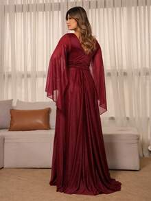 Luxury Long Dress With Flowing Sleeves And Deep Neckline – Timeless Elegance And Sparkle For Parties* - Color caoba - Ver 3