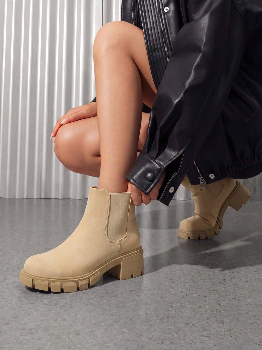 Women's Chelsea Booties Low Chunky Heels Lug Sole Elastic Ankle Boots Shoes For Women Women's Ankle Boots & Booties Ankle Boots For Women Low Heel - Màu be - Xem 1
