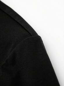 1 pieza [Camiseta] Camiseta casual negra, diseñada específicamente para amantes de los libros, presenta un patrón con el tema "Ocio Diario", que incluye ilustraciones de lectura, selección de libros, investigación, evaluación, discusión y organización de libros. Corte holgado, adecuada para uso diario. 100% algodón, 180g. - Negro - Ver 5