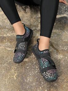 Chaussures de sport extérieur pour femmes, chaussures d'eau respirantes, chaussures d'été à enfiler, chaussures de randonnée pieds nus, convenant pour la gym, la plage, la navigation, les ruisseaux, le surf, les fêtes nautiques - noir brillant - Voir 5