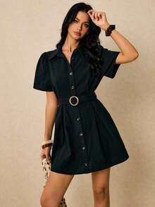 Vestido Casual con Detalle de Estampado Floral, Cuello de Camisa y Diseño Corto, Perfecto para Look de Verano y Eventos Sociales - Negro - Ver 6