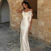 Wedding Guest & Summer Vacation Dress, Floral Embellishment Satin Maxi Gown For Beach Events - trắng - Xem 3