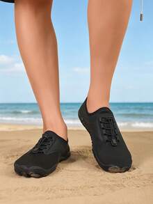 Men's Fashion All-Black Quick-Dry Letter Drawstring Design Outdoor Amphibious Soft-Sole Beach Hiking Barefoot Shoes, Suitable For Wading, Beachcombing, Minimalist, Refreshing And Comfortable, Unisex Sports Water Shoes - Black - View 9