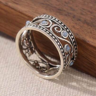Anillo de mujer vintage hueco de cobre, diseño de banda ancha bohemio, ópal sintético incrustado, joyería versátil con vibra retro para uso diario