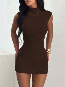 1 pieza Vestido de verano de cuello alto plisado y elástico de unicolor, negro, adecuado para el Día de San Valentín, fiestas elegantes, playa, boda, graduación, cumpleaños y otras ocasiones, vestido mini elegante, ropa casual, vestido corto de mujer, vestido de mujer primaveral lindo - Marrón - Ver 1