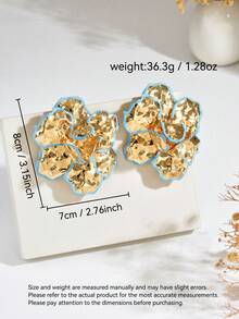 一对奢华高端设计蓝色珐琅荷叶边3D立体花朵耳环，时尚优雅夸张锤纹珐琅花朵耳环，适合女性日常或度假佩戴 - 藍色 - 查看 4
