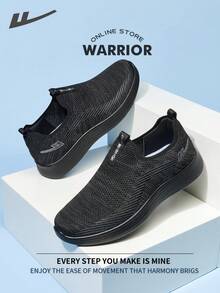 WARRIOR 勇士时尚复古男士运动鞋，春夏舒适跑步鞋，简约休闲又不失时尚感，四季皆宜，耐磨耐穿，适合全天穿着的训练鞋。 - 黑/黑 - 查看 5