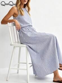 Đầm maxi kẻ sọc kiểu dáng thường ngày dành cho nữ, đầm dài không tay cổ tròn có dây rút ở eo, chất liệu vải dệt không co giãn. - Xanh và trắng - Xem 5