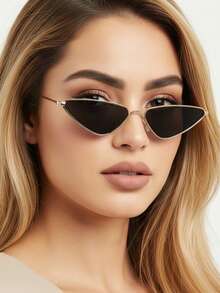 1pc Triangle Ocean Lens Small Frame Street Style Metal Fashion Glasses - Black - View 2