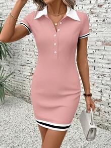 Vestido ajustado de canalé con cuello polo y botones, un diseño que combina casualidad y sensualidad. - Azul marino - Ver 10