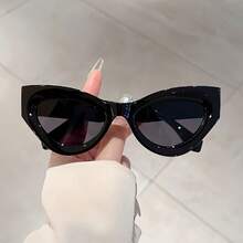 She Can'see Without Her Glasses. 1 Pair Of Women's Retro-Eye Glasses - Light Blue Wide Round Frame, Non-Prescription,, Metal Hinges, Lightweight Material, Suitable Daily Wear And Computer Use, Fashionable Style - 深藍色漸層綠灰 - 查看 3