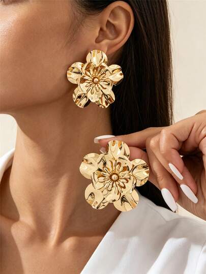 Pendientes colgantes de flor bohemia para mujeres, pendientes de aro floral texturizados vintage hipoalergénicos y ligeros para invitada de boda, dama de honor, vacaciones, playa, fiesta, cita nocturna, festival y uso diario, regalo para ella