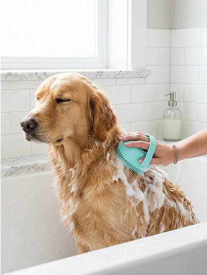 1 chiếc bàn chải tắm gội cho thú cưng, bàn chải tắm massage bằng silicon có ngăn chứa dầu gội, dụng cụ chải chuốt cho chó và mèo, tiện lợi cho các gia đình nuôi thú cưng tắm cho thú cưng vào mùa hè.