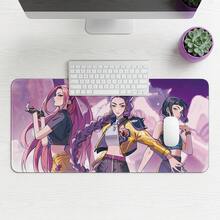 Thảm lót bàn MINISO cỡ lớn hình nhóm nhạc nữ Kpop, đế cao su chống trượt, lót chuột chơi game, chống thấm nước và chống mài mòn, kiểu dáng anime dễ thương, phù hợp cho game thủ, văn phòng và sử dụng tại nhà. - Bộ ba nhóm nhạc nữ - Xem 5