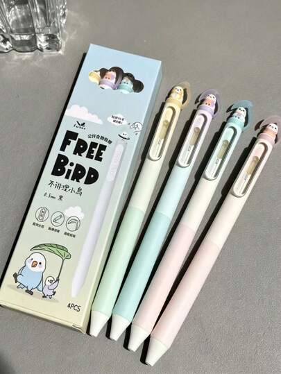 Bộ 4 bút bi hình chim nhiều màu sắc với thiết kế chim hoạt hình đáng yêu. Bút sử dụng ruột mực đen 0.5mm, mực chảy mượt mà khi ấn, lý tưởng cho học sinh học tập và sử dụng trong văn phòng. Với vẻ ngoài trang nhã, những chiếc bút này cho dòng mực chảy đều, trơn tru và là phần thưởng tuyệt vời trong lớp học để khuyến khích học sinh - một vật dụng không thể thiếu cho mùa tựu trường.