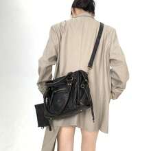 Fashionable Street Style Small Punk Retro Messenger Bag, Large Capacity Y2K Girl Motorcycle Handbag - Black - View 6