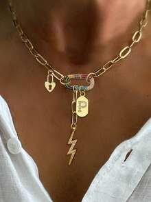This STYLEVER 1pc Gold Oval Letter Pendant Necklace, Paired With Lightning Charm And Stainless Steel Chain, Suitable For Work, Daily Life, Parties, Banquets And Balls. It Is A Unique And Luxurious Necklace For Women. - 金黃色 - 查看 5