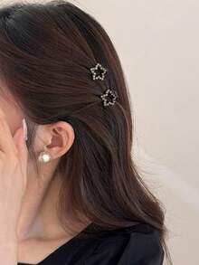 Kẹp tóc hình ngôi sao nhỏ nhắn tinh tế, kẹp tóc ngôi sao đính đá cho tóc mái, phụ kiện tóc công chúa nhỏ xinh. - màu đen - Xem 6