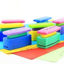 1pc Stamp Embossing Tool, Stamp Planner Hole Punch, Creative Handmade Embossing Tool, Stationery Collection Tool, The Embossing Pattern Is Fixed But The Shell Color Is Random - 1pc - View 3