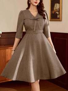 Vestido midi retro verde oliva, elegante y clásico con cintura definida y lazos - Marrón - Ver 12