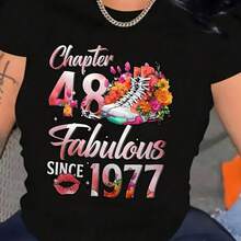 Wo Stylish Chapter 48 Fabulous Since 1977 Crew Neck Short Sve T-Shirt220g Heavyweight 100% Cotton T-Shirt. Butterfly Print. Unisex Sizing. Round Neck Inspirational T-Shirt. Cute And Beautiful Y2K-Inspired Summer Top, Perfect For The Outdoors, Home, Work, Or Street Wear. Casual, Loose-Fitting Everyday T-Shirt. - 黑色 - 查看 1