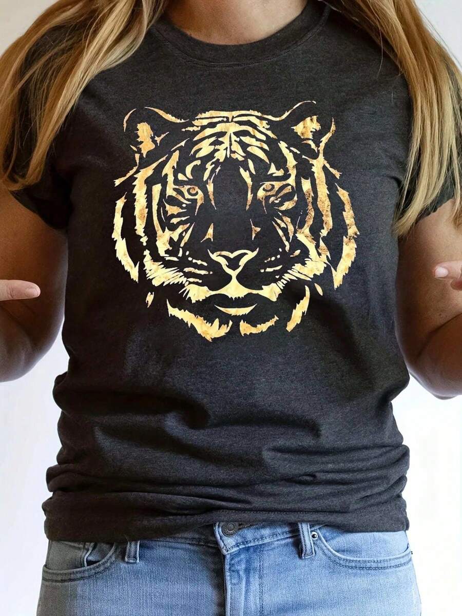 Women's Dark Background With Tiger Face Graphic T-Shirt - Ohana Women's Casual Everyday & Festival Tee - Machine Washable All-Season Top For Concerts, Travel, Everyday Outfits, Concert Apparel, Outdoor Clothing, Bold Print Top, Comfortable Fit - 黑色 - 查看 1