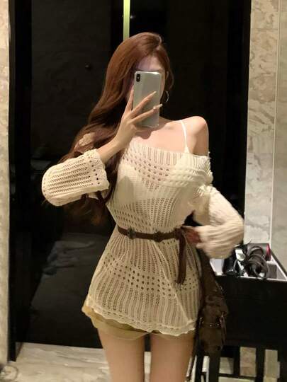 Áo croptop dệt kim thưa, khoét lỗ, trễ vai, eo thắt, dài ngang gối, mỏng nhẹ, xuyên thấu, chống nắng, thích hợp cho mùa xuân/hè.